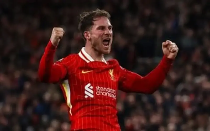 ليفربول يفتح الباب أمام رحيل ماك أليستر في ميركاتو الصيف